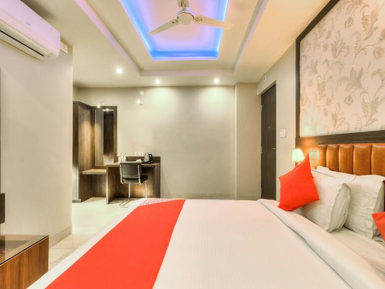 Hotel Capital O 28710 Mamta International
