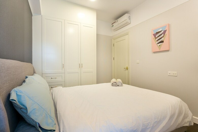 Mk Rivergate Apartment