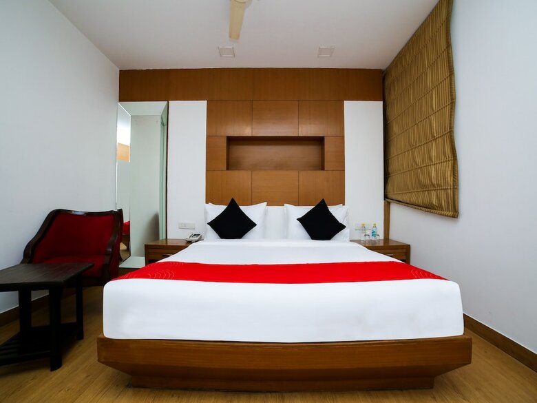 Hotel Edition O 30074 Tushar Elegant