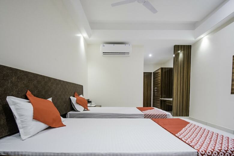 Hotel Oyo 23571 Jai Bhawani