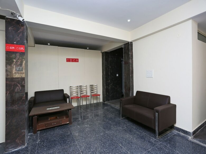 Hotel Oyo 13115 Star Guest House