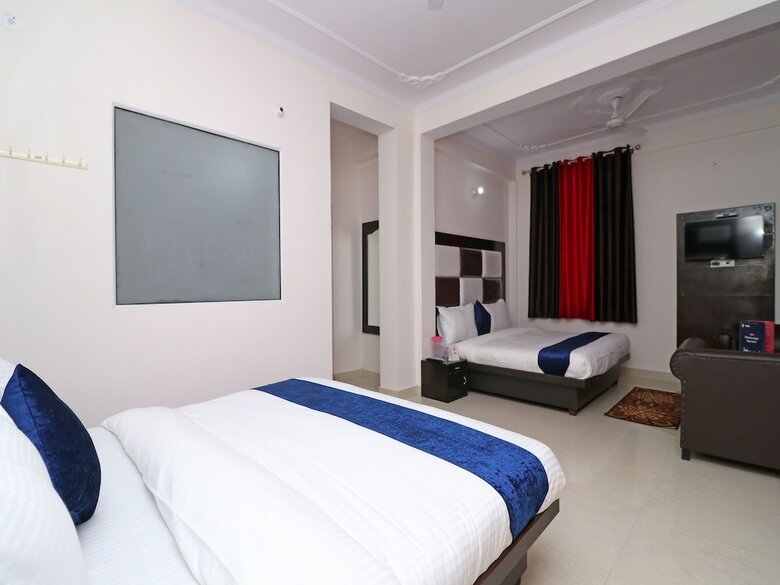 Oyo 13655 Hotel Benog Breeze