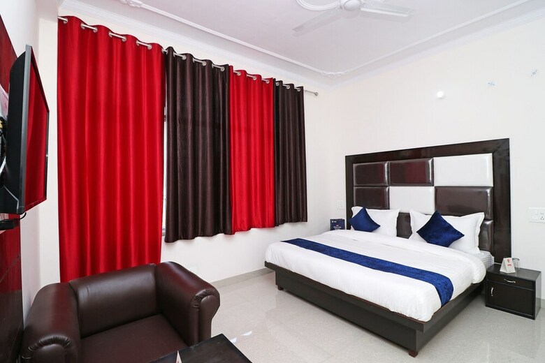 Oyo 13655 Hotel Benog Breeze