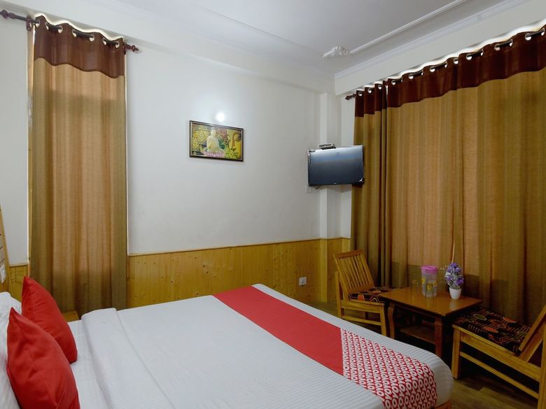 Hotel Oyo 18555 Yogesh Cottage Manali