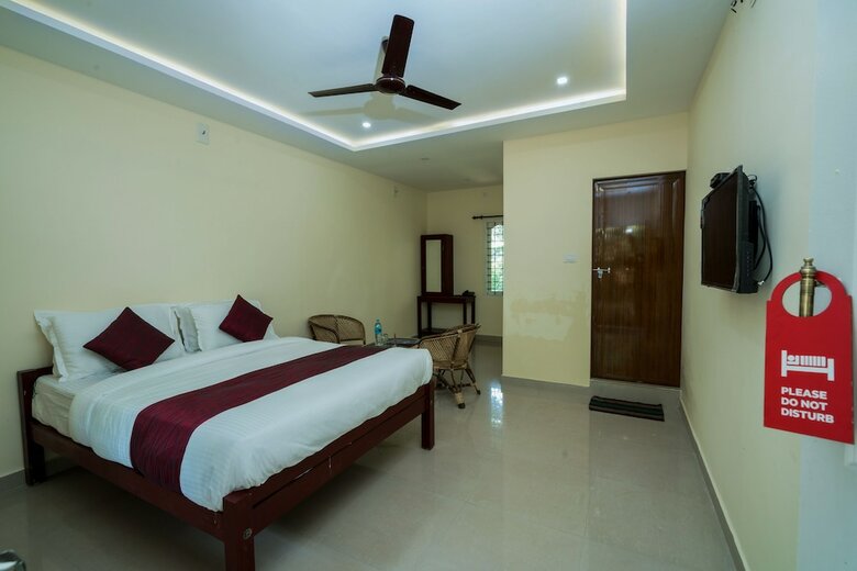 Hotel Oyo 23317 Eden Farm House