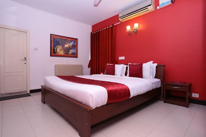Hotel Oyo 28424 Coastal Residency