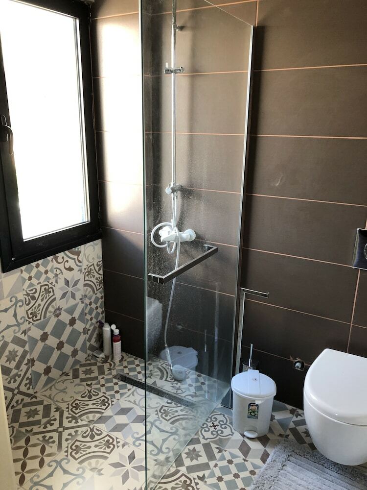 Hotel Villa With Private Garden In Karaman