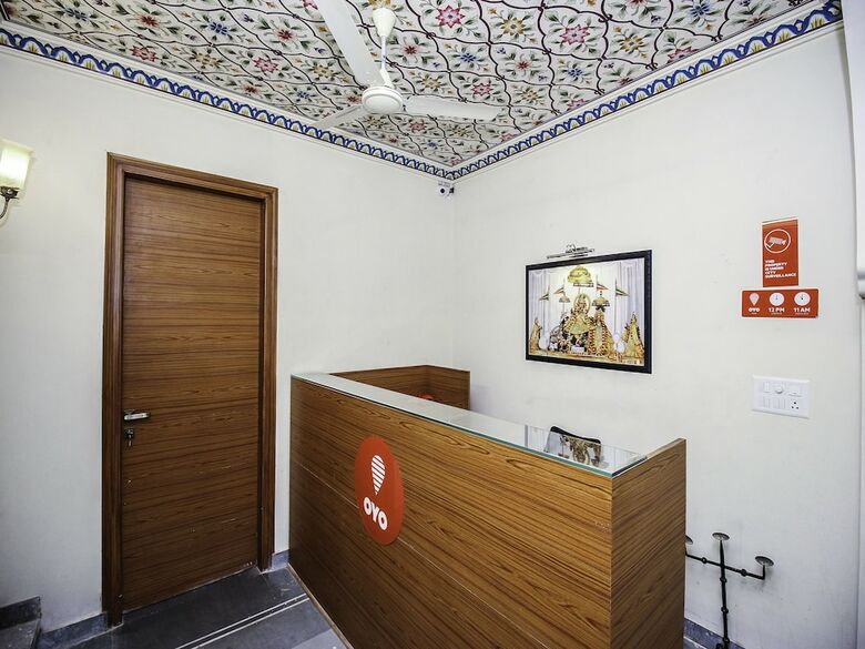 Hotel Oyo 18308 Kishanpur Haveli