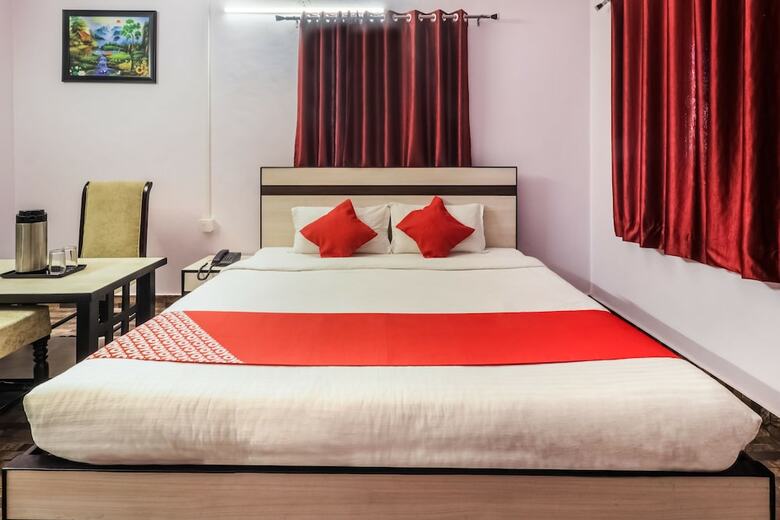 Hotel Oyo 23553 Padamgarh Residency