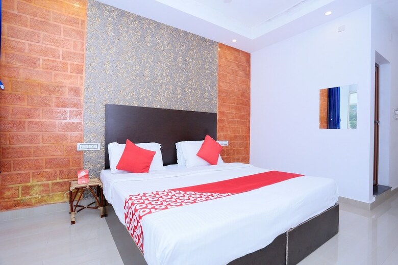Hotel Oyo 23756 Munnar Paradise, Irumupalam