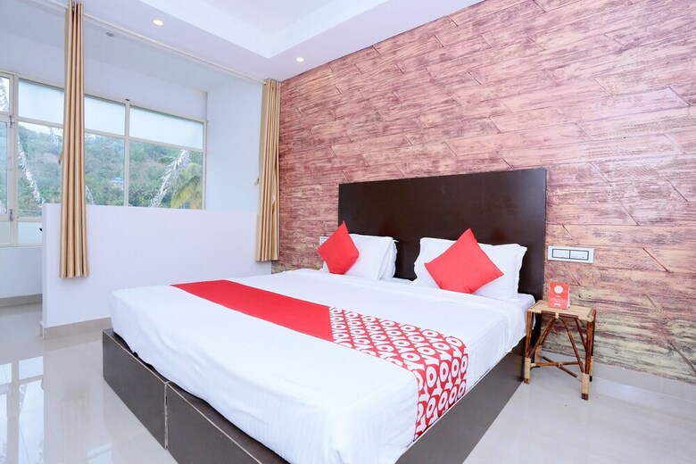 Hotel Oyo 23756 Munnar Paradise, Irumupalam