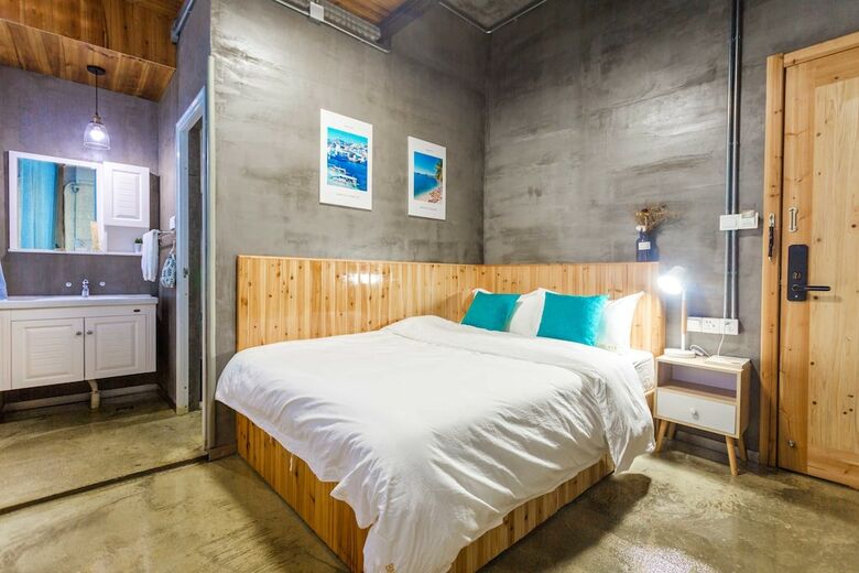 Hostal Tunxi Old Street Homestay