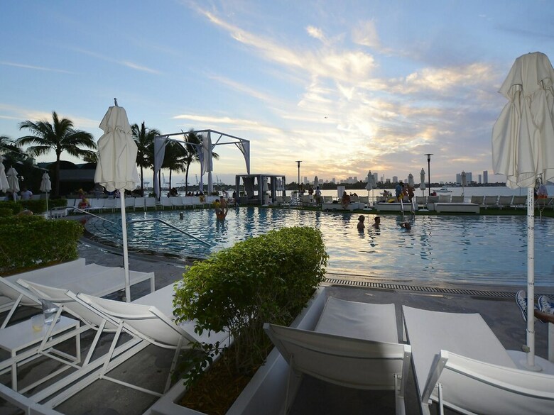 Suite 2 Rooms In A 5 Hotel - Pool Dj #901