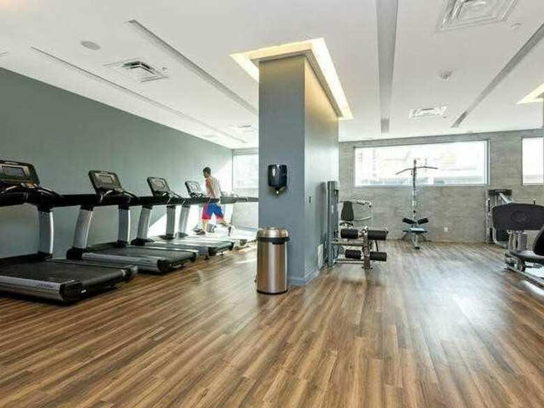 Apartamentos Luxury Yorkville Downtown Condo