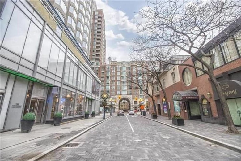 Apartamentos Luxury Yorkville Downtown Condo