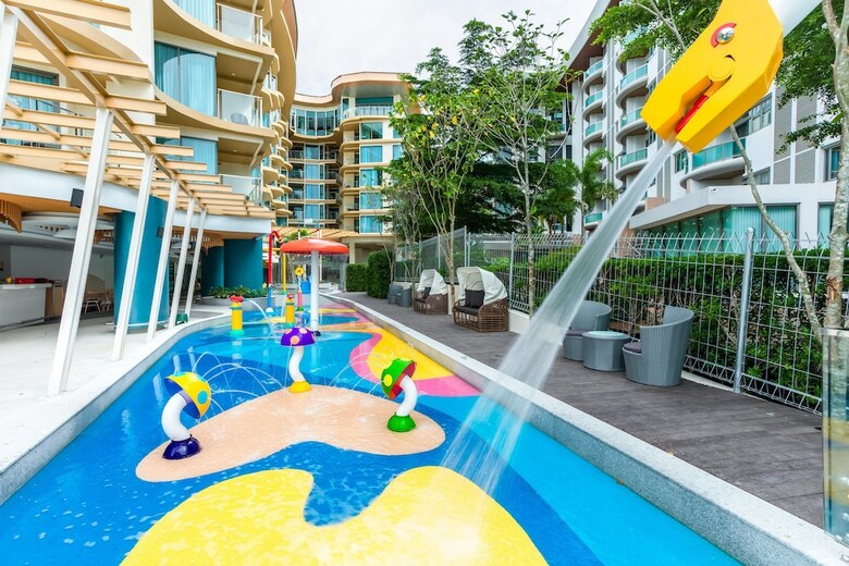 Hotel Centara Sonrisa Residences & Suites Sriracha