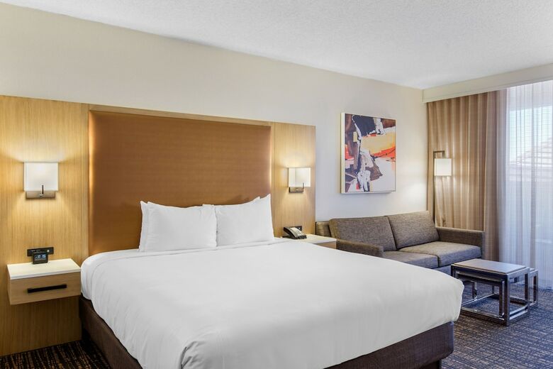 Doubletree By Hilton Hotel Golf Resort Palm Springs