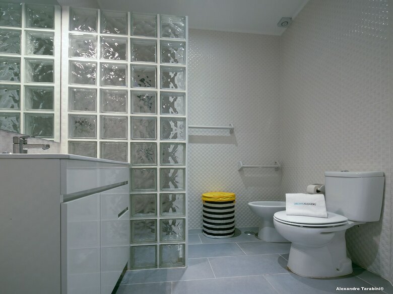 C12 - Sunshine Luz House By Dreamalgarve