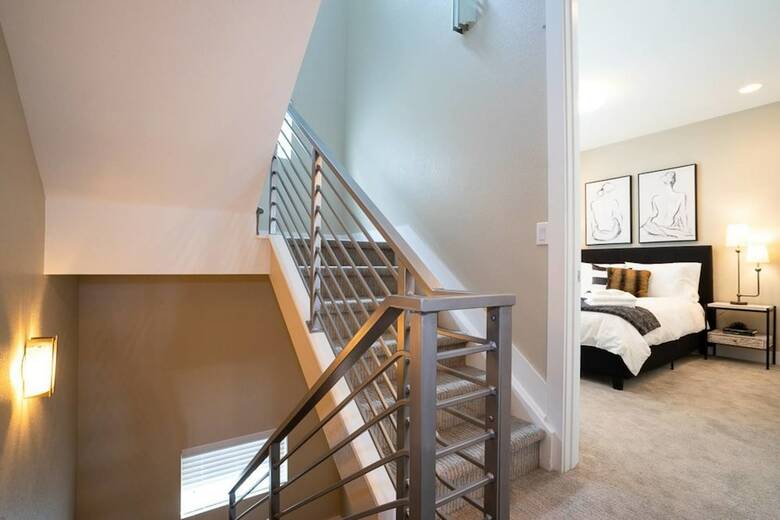 Mid Mod Manor A Sophisticated Townhouse Golden Triangle
