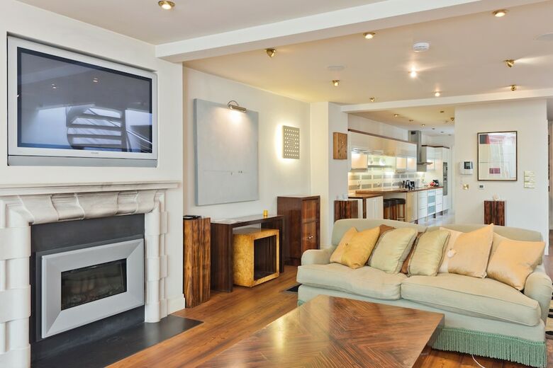 Apartamentos The Brendan Gleeson Suite - Hiphipstay