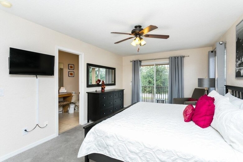 4br Townhome In Regal Palms By Shv-302