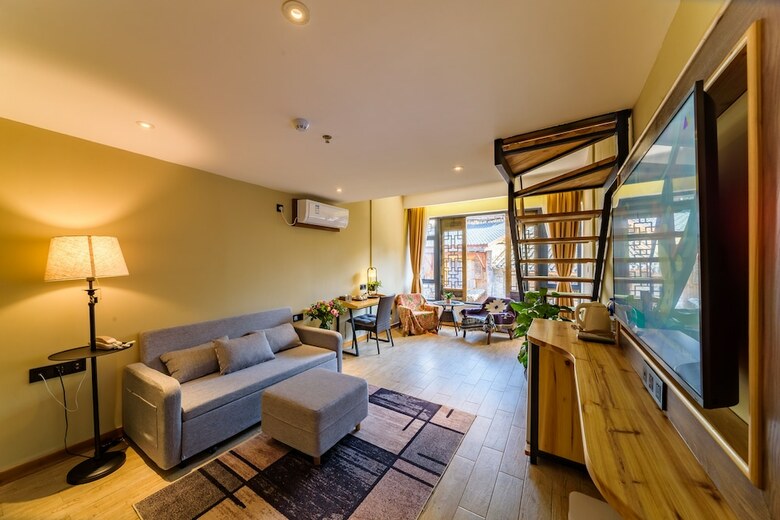 The Xingping Rosewood Garden Hotel