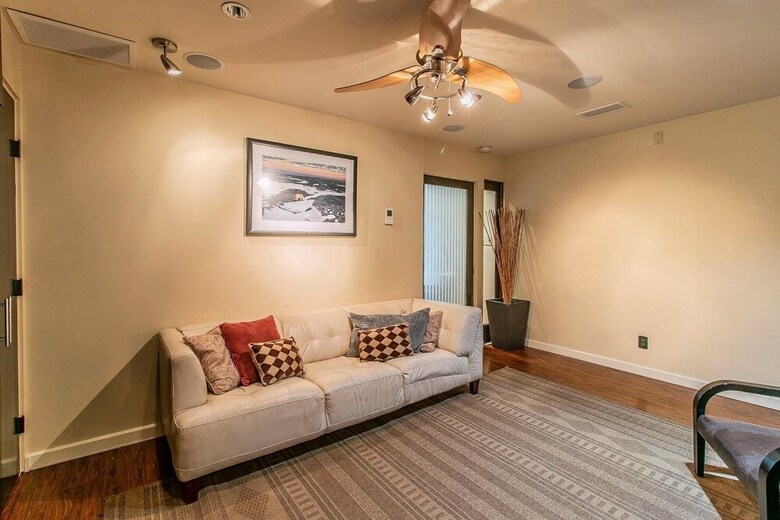 Apartamentos Enfield Sanctuary Near Downtown
