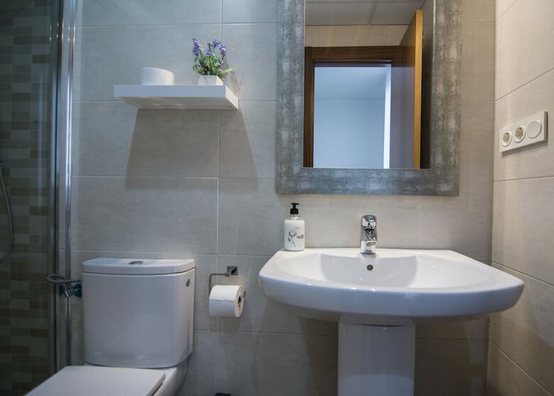 Apartamentos Enjoygranada Lujo Piscina Y Parking