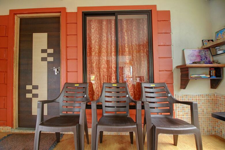 Hotel Oyo 22276 Sujitha Service Apartments