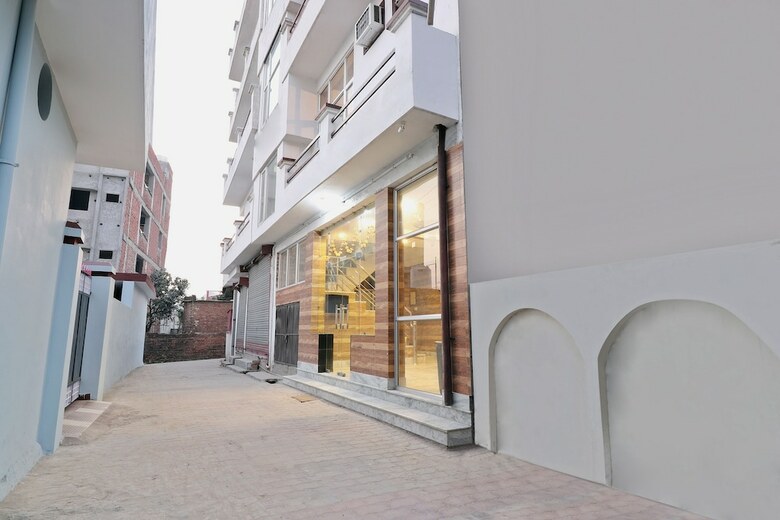 Hotel Oyo 23243 Kanasu Stay Home