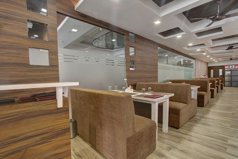 Hotel Oyo 6773 Ananya Comfortss