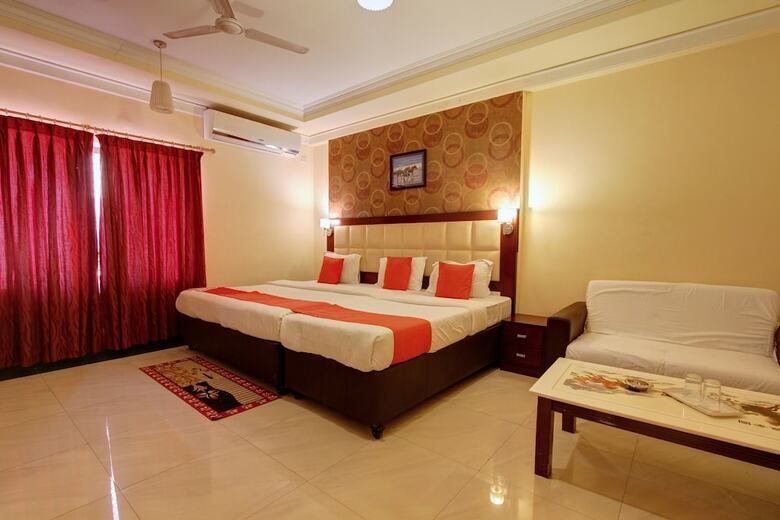 Hotel Oyo 6773 Ananya Comfortss