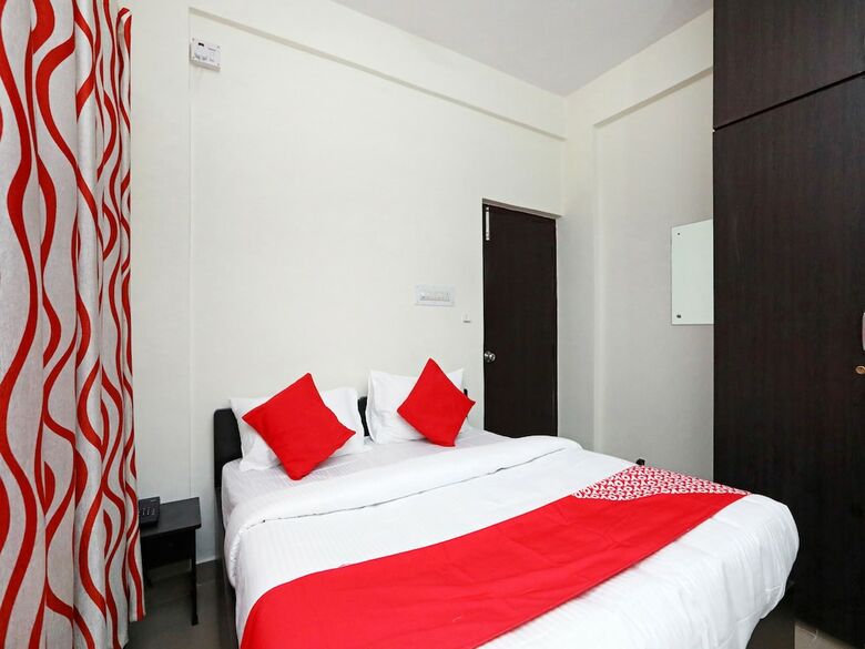 Hotel Oyo 24948 Golden Sands