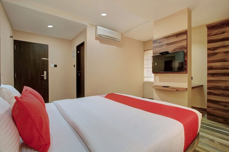 Hotel Oyo 23602 Laxman Residency