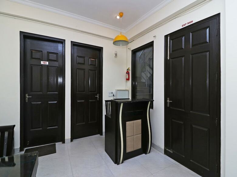 Hotel Oyo 15685 The Grace Room