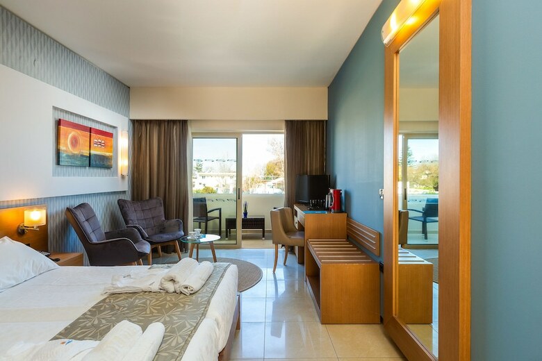 Atlantica Amalthia Beach Hotel ? Adults Only