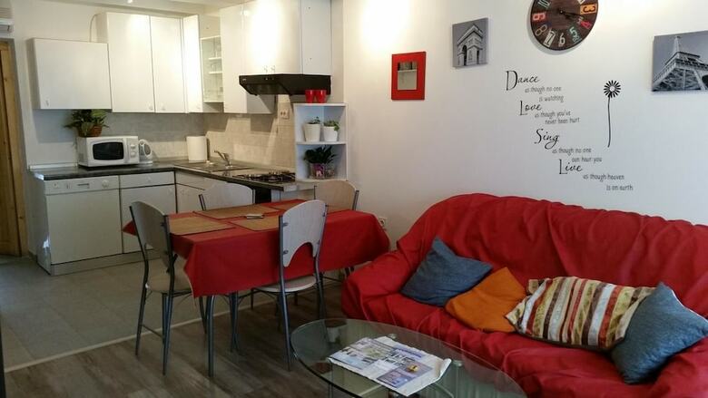 Hotel Guest House Roki & Diva - Adults Only