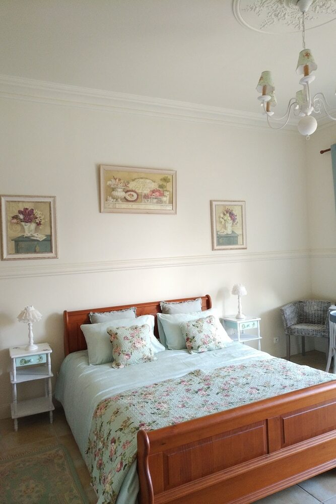 La Rochebellevue G�tes Au Coeur Ch�teaux