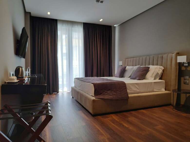 Supreme Hotel & Spa