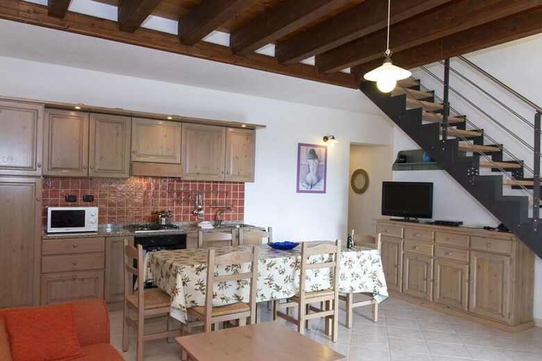 Podere Monte Sixeri Country Estate