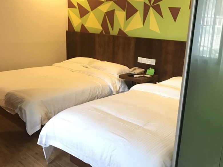 Vatica Shanghai Pudong New District Dishuilake Hotel