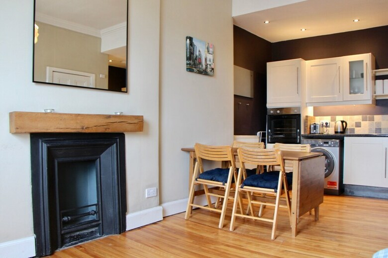 Apartamentos 1 Bedroom Flat In Popular Central Location