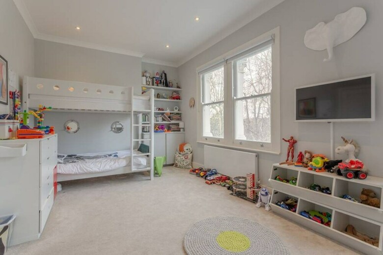 Incredible 5 Bedroom Home Overlooking Queen's Park