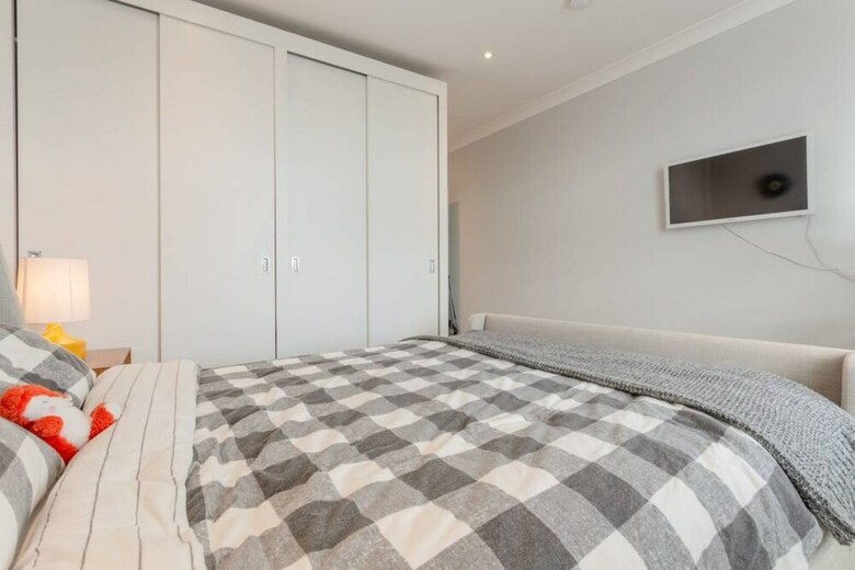 Incredible 5 Bedroom Home Overlooking Queen's Park