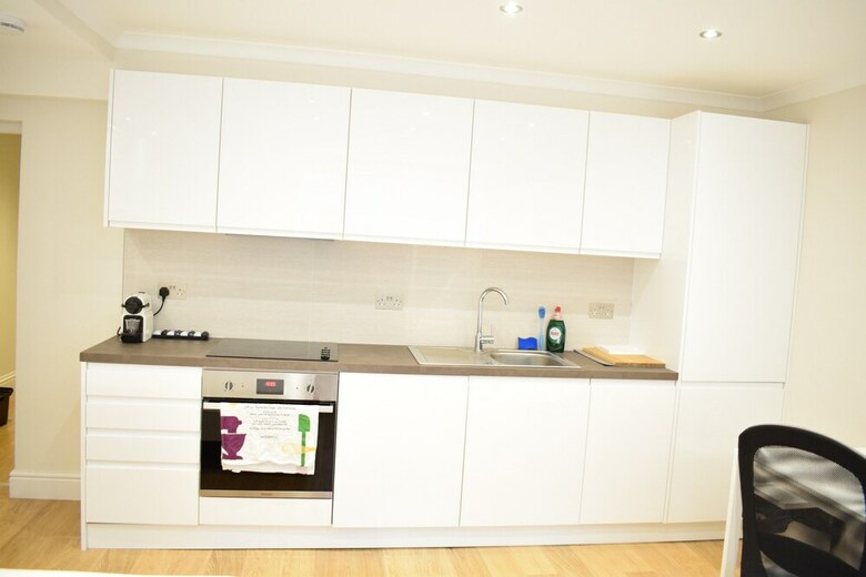 Modern 1 Bedroom Apartment In Central London