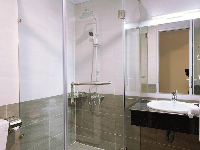 Hoang Minh Chau Ba Trieu Hotel