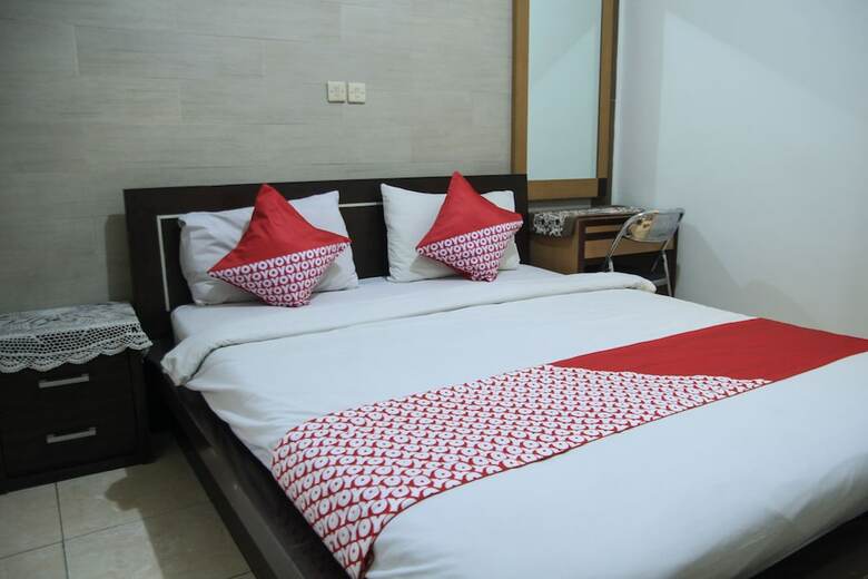 Hostal De' Tropis Family Guest House