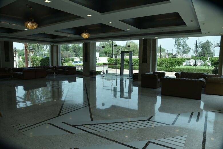 Opulent Hotel By Ferns N Petals