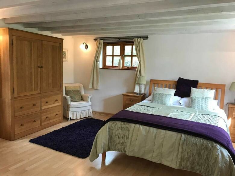 Holiday Apartment With Hot Tub
