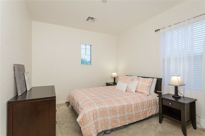 Pinnacle Vista 5 Br By Casago